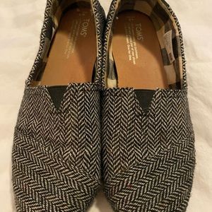 Toms Shoes Sz 9